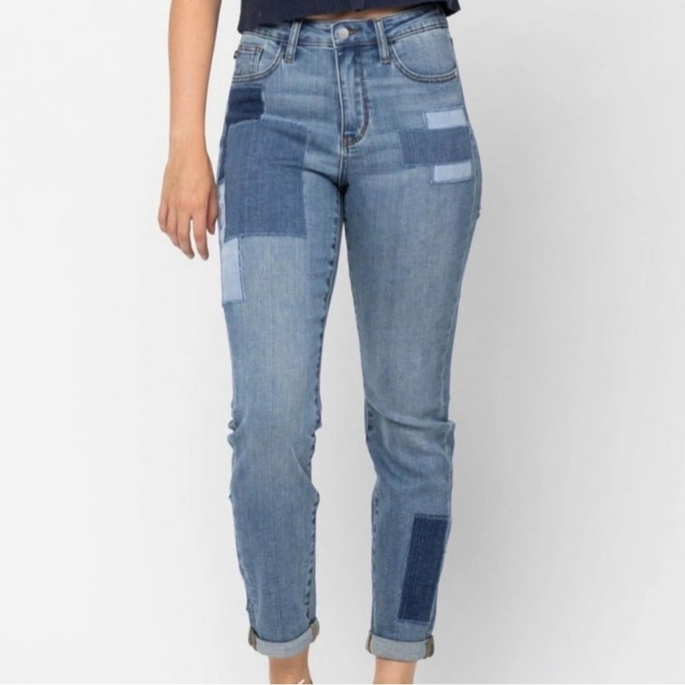 Judy Blue Patchwork Boyfriend Jeans Size 3/26 Mid Rise Stretch Denim